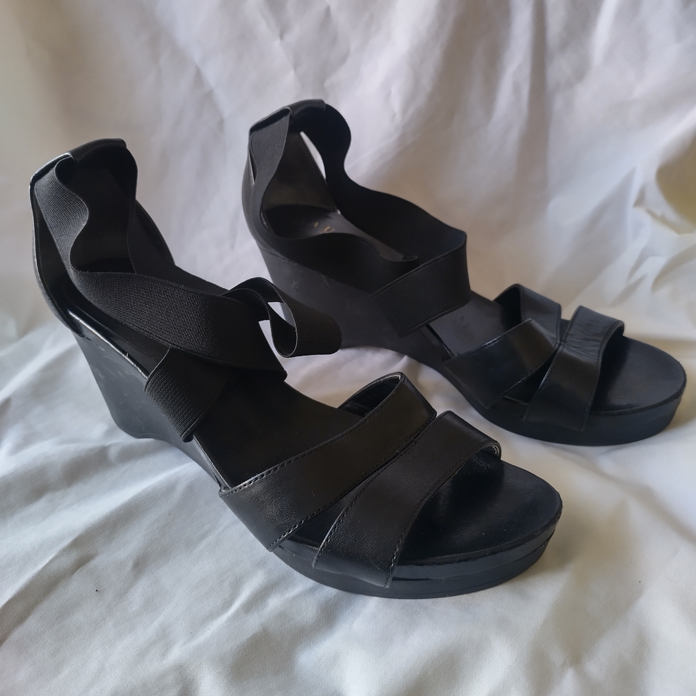 Ralph Lauren Heels Shoes Size 7 Black